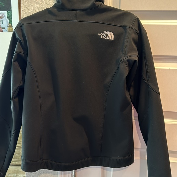 Women’s North Face Apex jacket - Picture 3 of 3